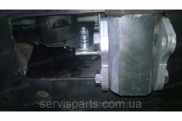 Оцинкований фаркоп на BMW 5-series F10 F11 2010-2017 (сідан і универсал) Швидкознімний автомат на ручці - Зображення 5