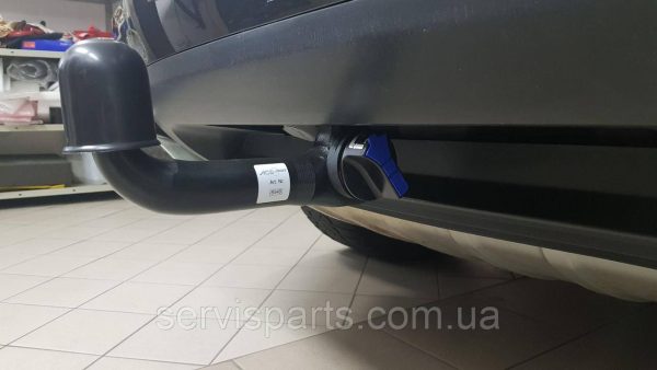 Швидкознімний фаркоп на Volkswagen Touareg 2002-2018 на ключі (Фольксваген Туарег) - Зображення 8