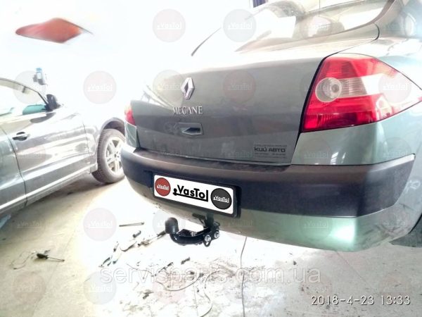 Фаркоп на Renault Megane II 2003-209 (седан та универсал)
