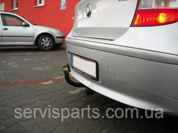 Польський фаркоп на BMW 1-Series (E81 E82 E87 E88) 2004-2013