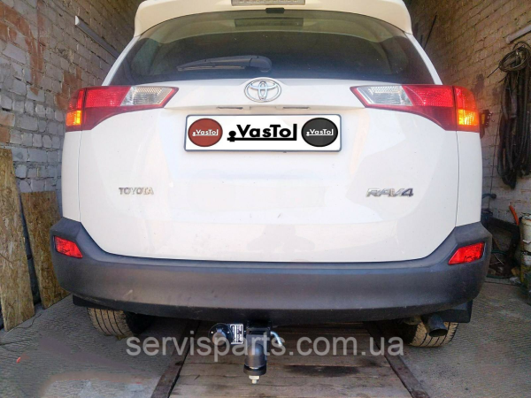 З'єднаний фаркоп Toyota Rav 4 IV 2013-2018 Американська вставка під квадрат
