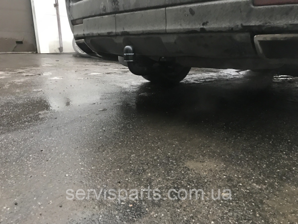 Швидкознімний фаркоп Land Rover Range Rover III 2002-2012 (L322) на ключах - Зображення 3