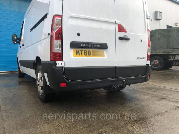 Польський фаркоп на Renault Master III 2010- (Рено Майстер 3) задній привід