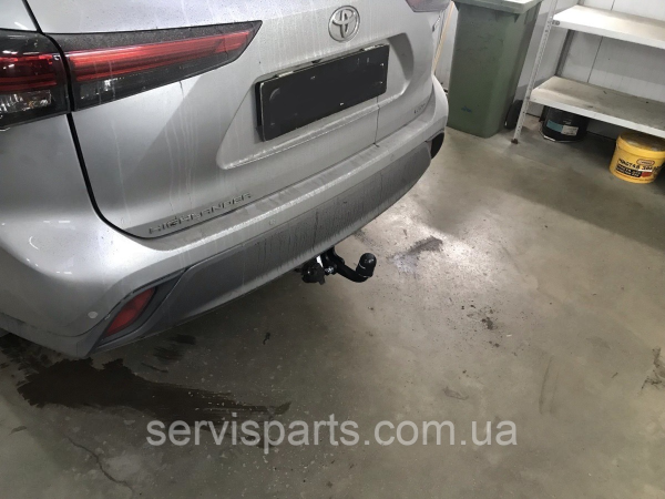 Фаркоп Toyota Highlander 2019- (Тойота Хайлендер XU70) гак на болтах