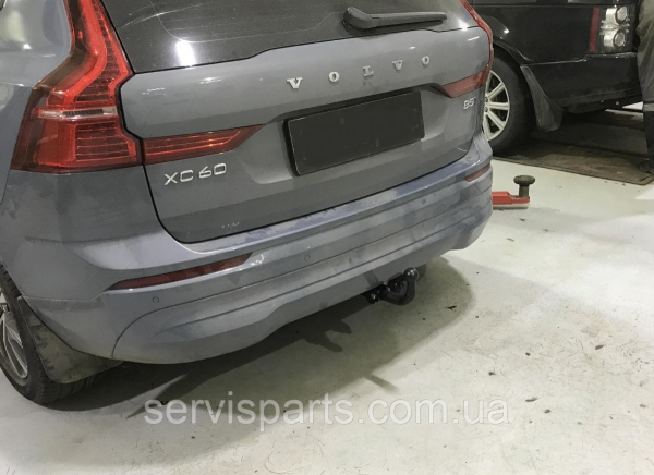 Фаркоп Volvo XC60 II 2017- (Вольво ХС60) гак на болтах - Зображення 2