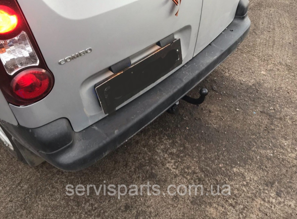 Фаркоп Opel Combo E 2018- (Опель Комбо Є) польський на болтах