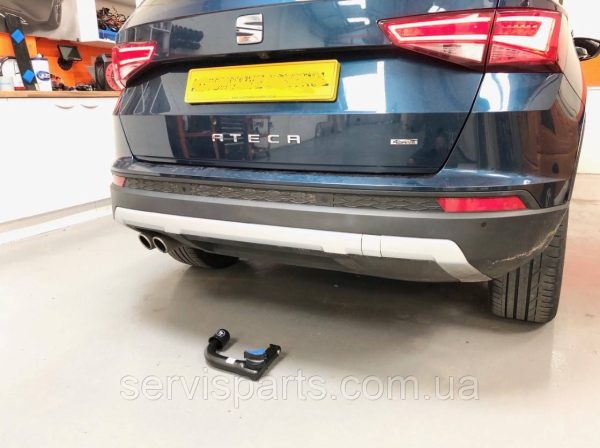 Фаркоп Seat Ateca 2016- (Сеат Атека) автомат на ключах
