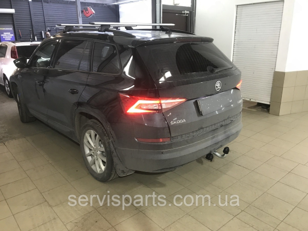 Фаркоп Skoda Kodiaq 2017- (Шкода Кодіак) оцинкований на болтах - Зображення 9