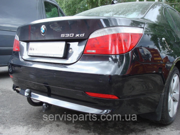 Фаркоп BMW 5-series E60 E61 2003-2010 (седан та универсал) польський на болтах