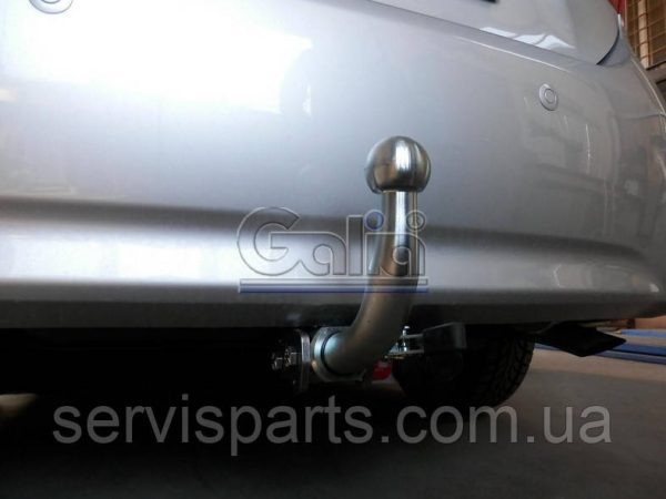 Оцинкований фаркоп на Toyota Corolla E18 2013-2018 - Зображення 2