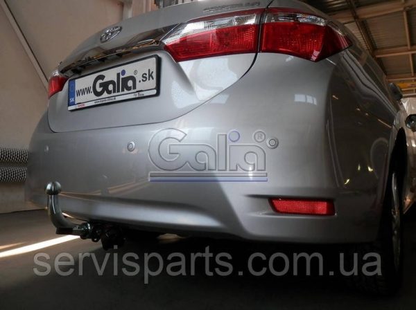Оцинкований фаркоп на Toyota Corolla E18 2013-2018